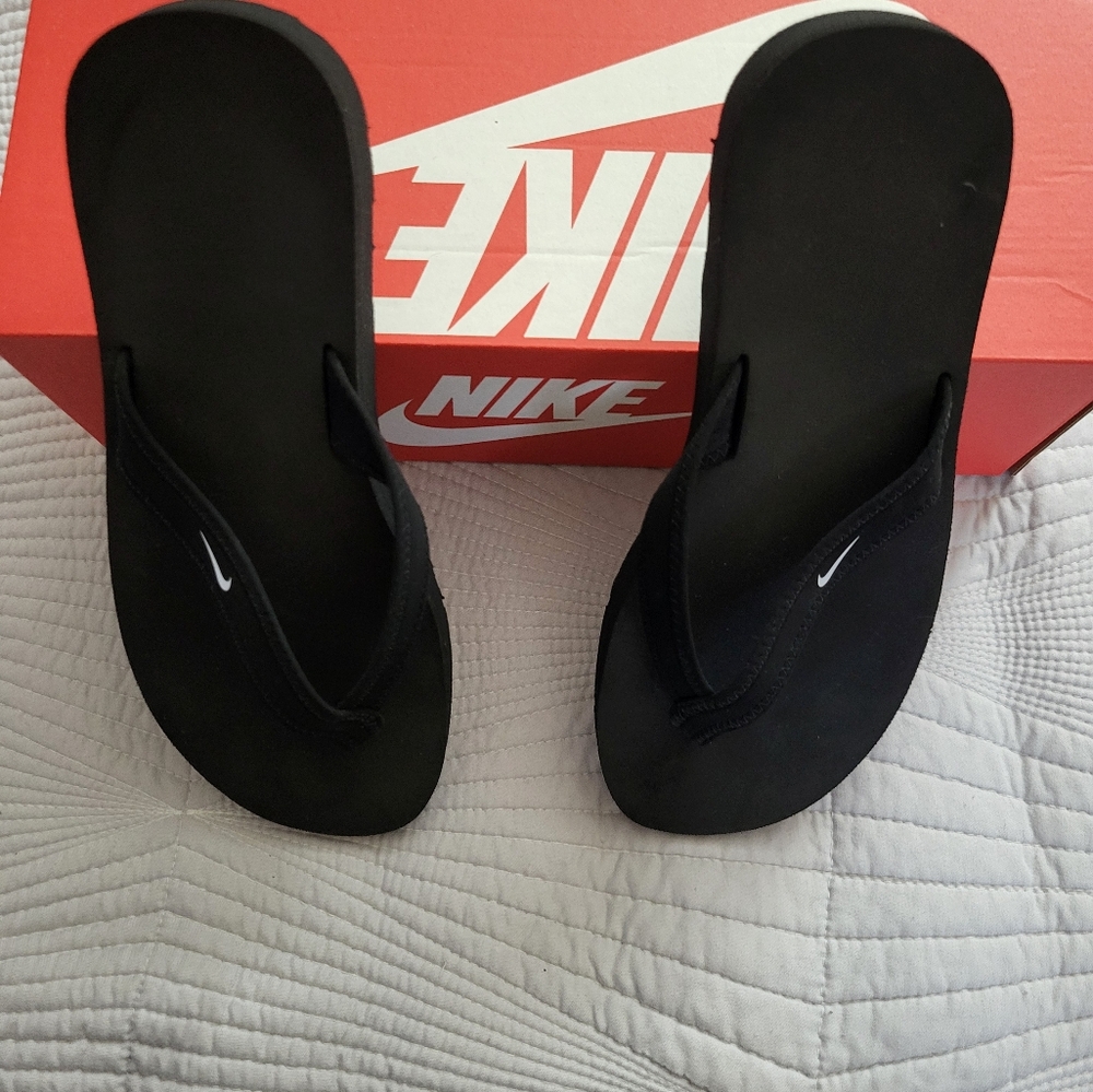 Nike WMNS Celso Girl Thong